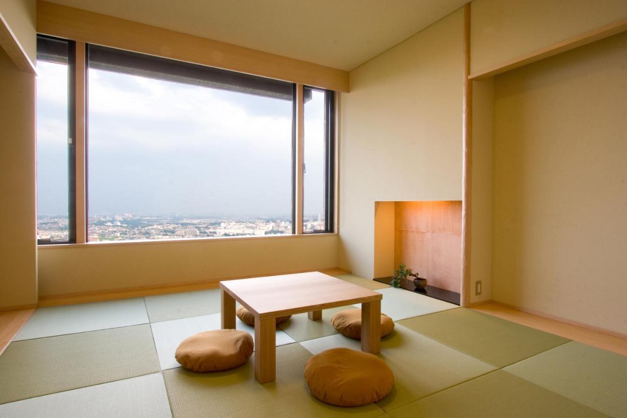 山荘 風の杜 Sanso Kazenomori Hotel Мино Екстериор снимка