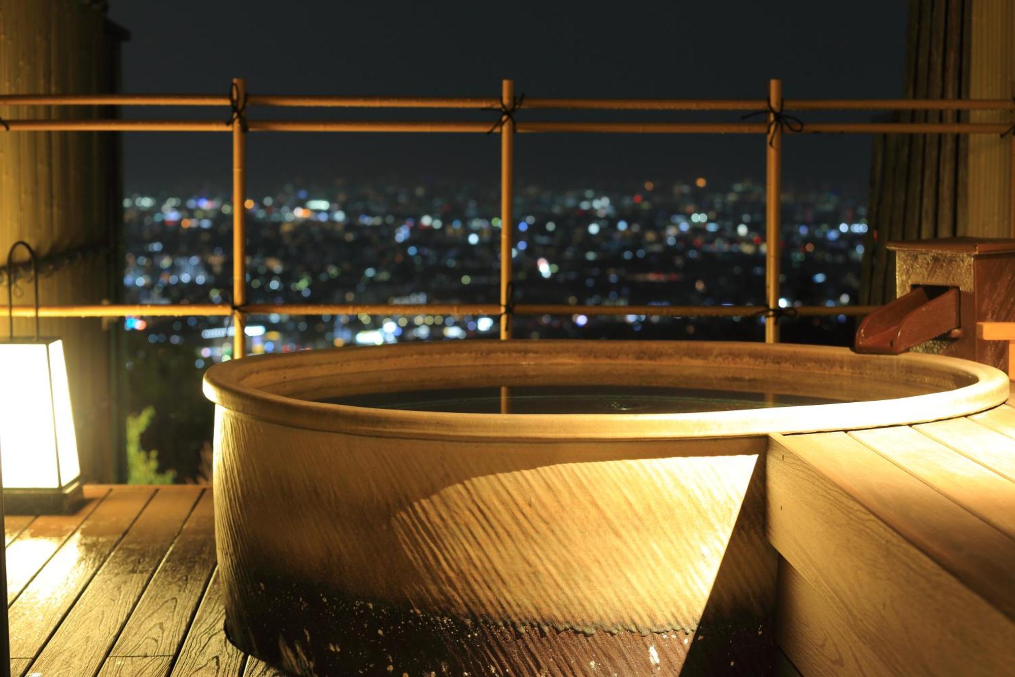 山荘 風の杜 Sanso Kazenomori Hotel Мино Екстериор снимка