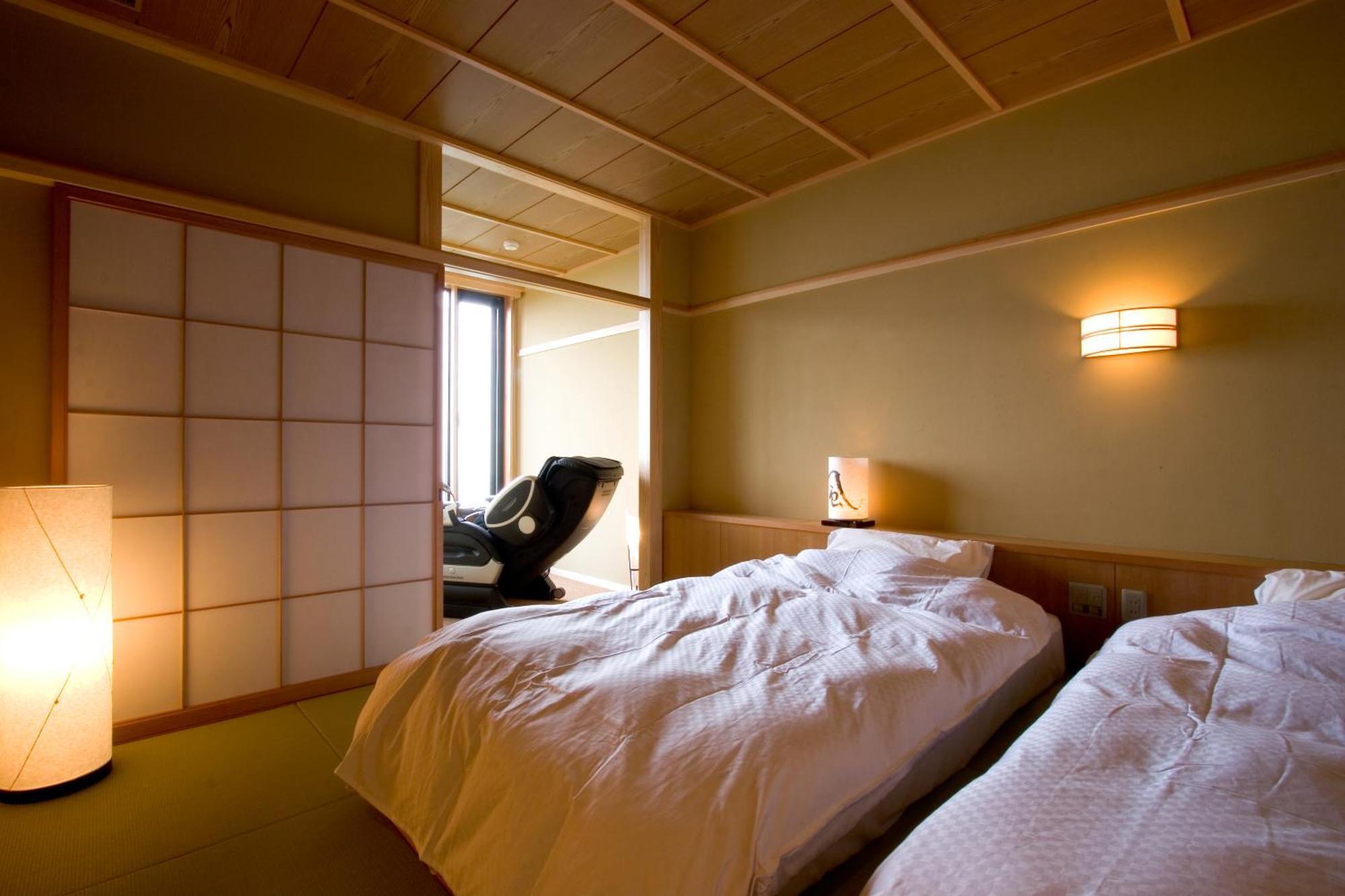 山荘 風の杜 Sanso Kazenomori Hotel Мино Екстериор снимка