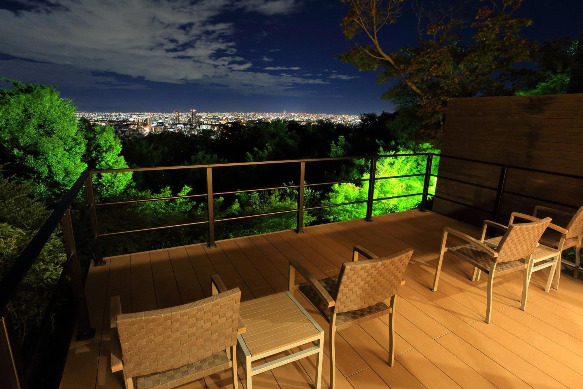 山荘 風の杜 Sanso Kazenomori Hotel Мино Екстериор снимка