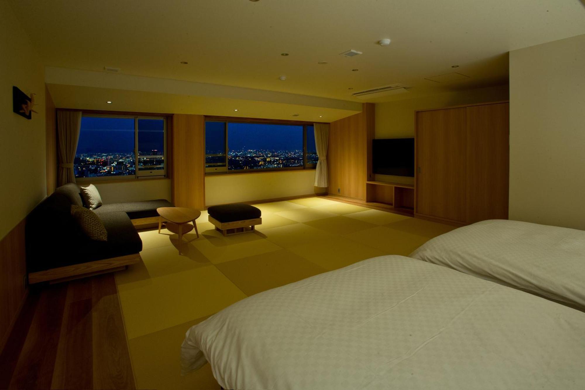 山荘 風の杜 Sanso Kazenomori Hotel Мино Екстериор снимка