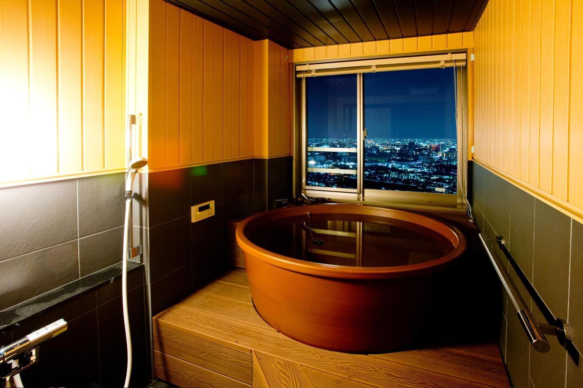 山荘 風の杜 Sanso Kazenomori Hotel Мино Екстериор снимка